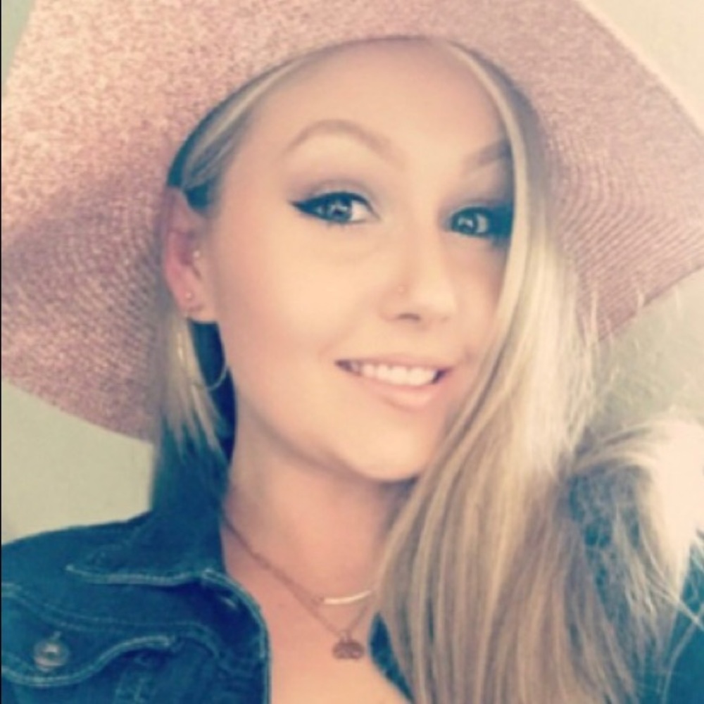 Meet your Posher, Michelle